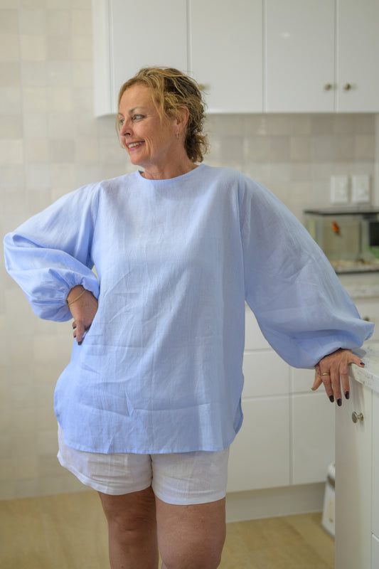 Dancing River Top Pure Linen - Sky Blue