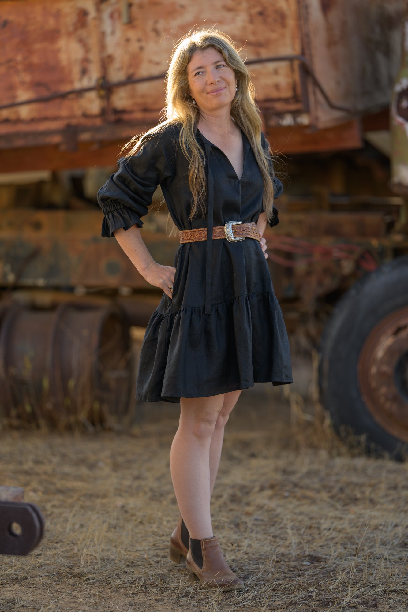 Sundowner Premium Linen Dress - Black