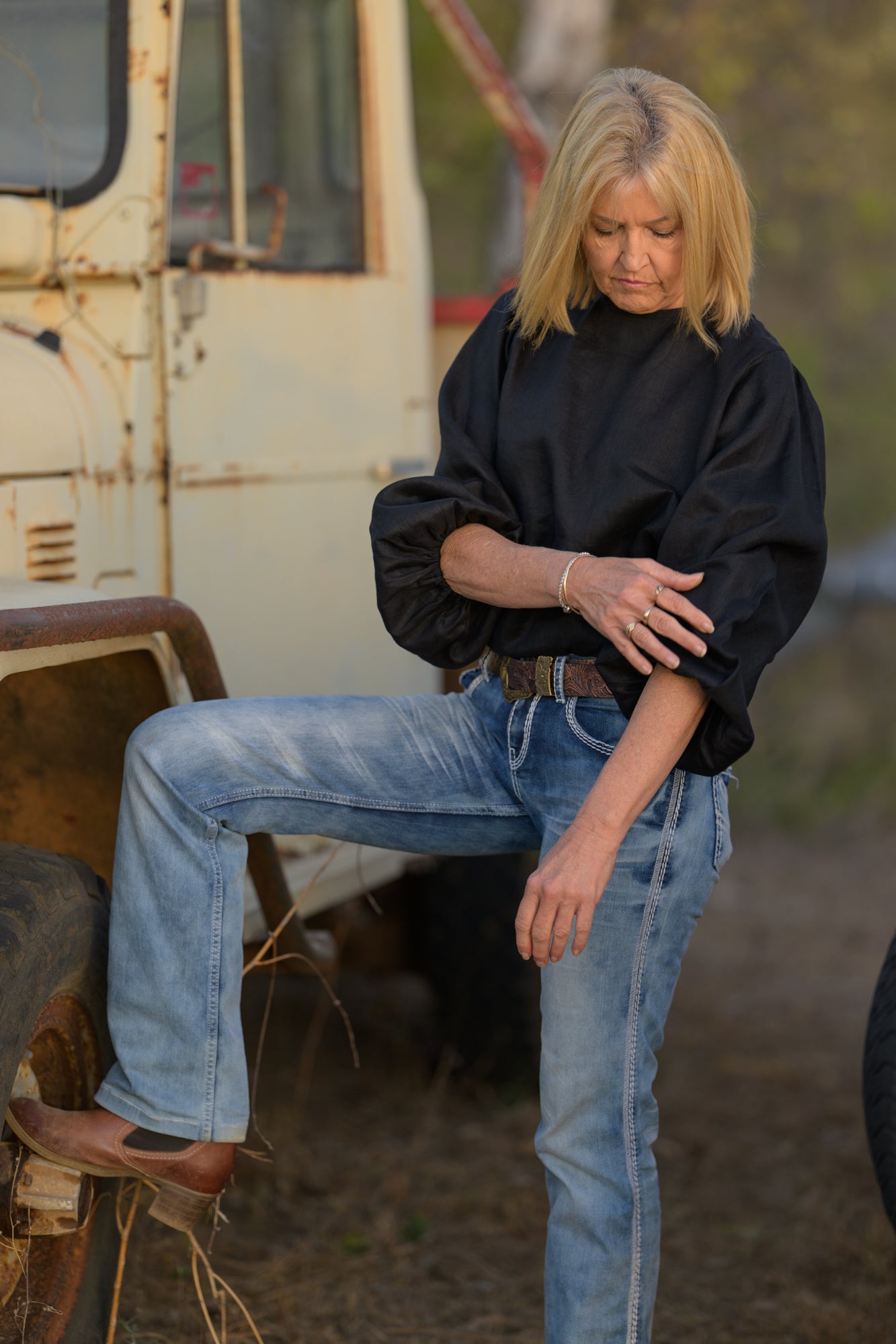 Dancing River Top Pure Linen - Black