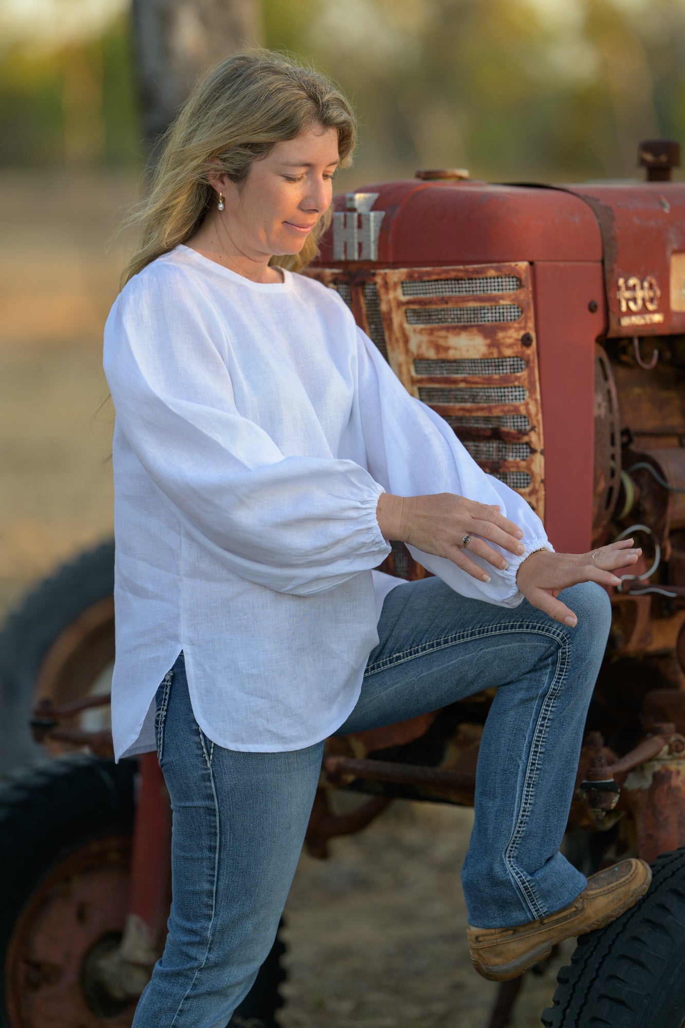 Dancing River Top Pure Linen - White